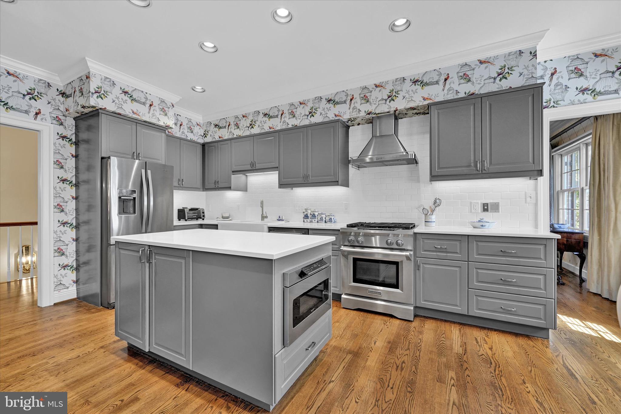 LUTHERVILLE - Residential