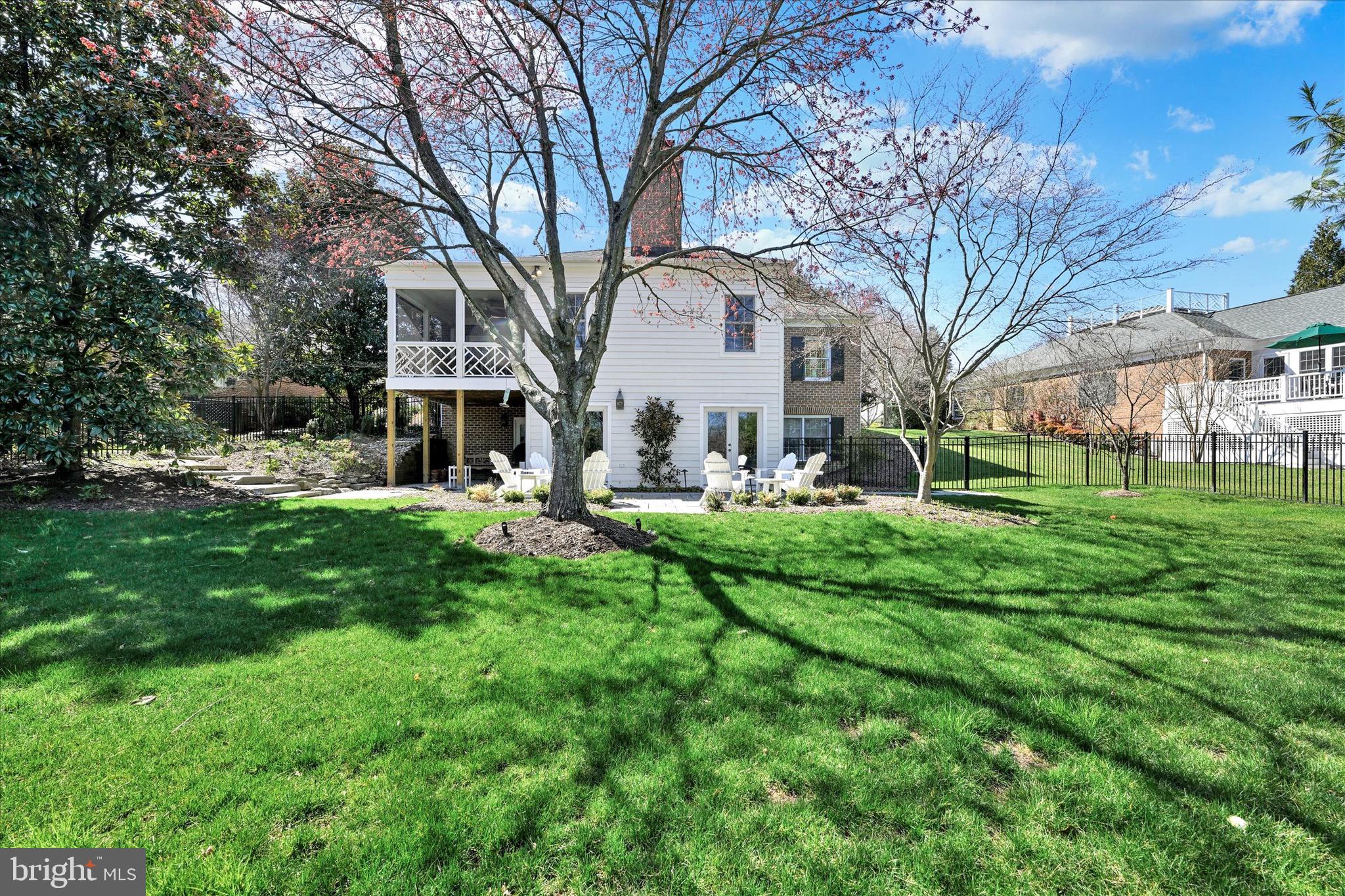 LUTHERVILLE - Residential