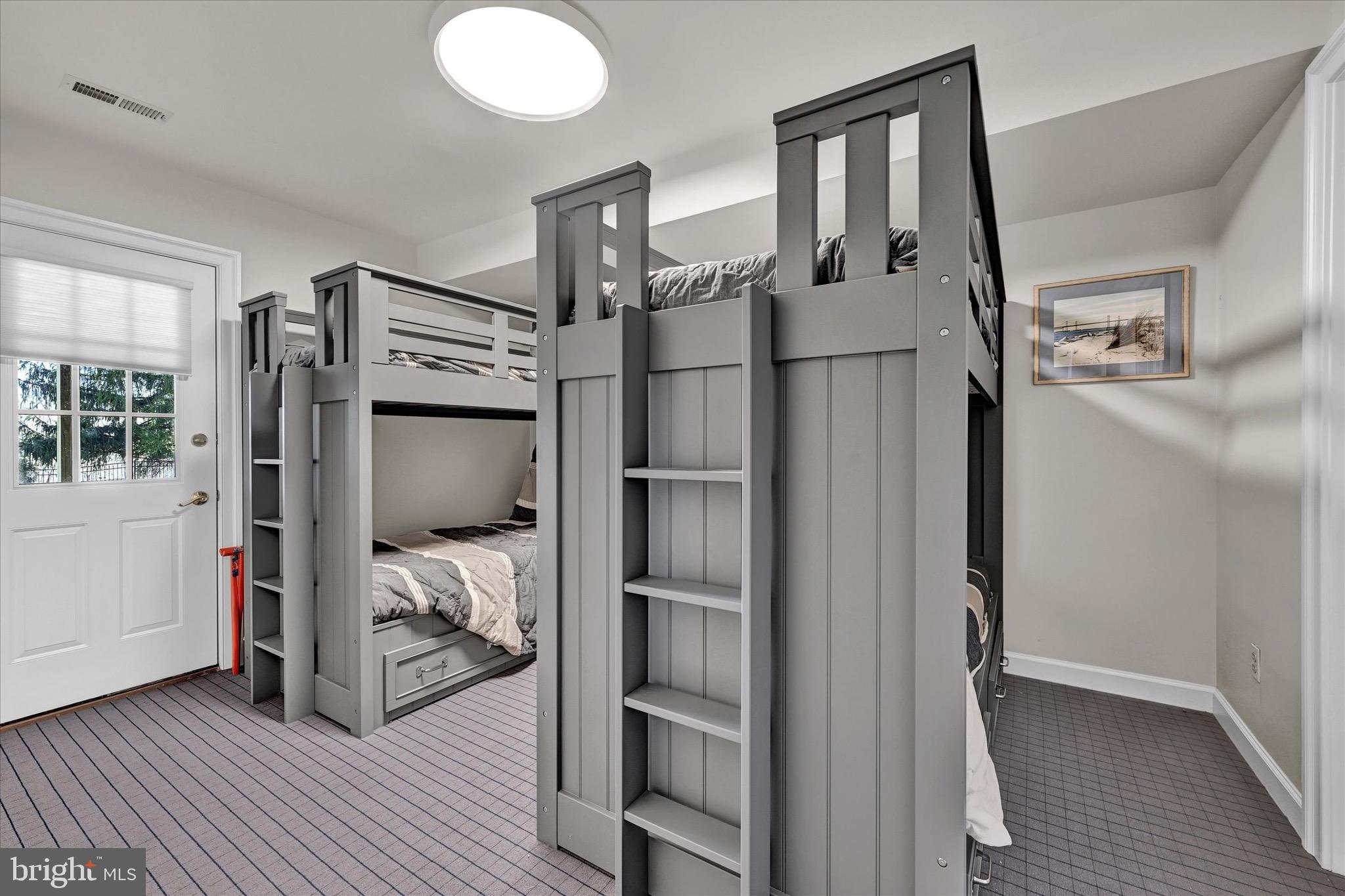 LUTHERVILLE - Residential