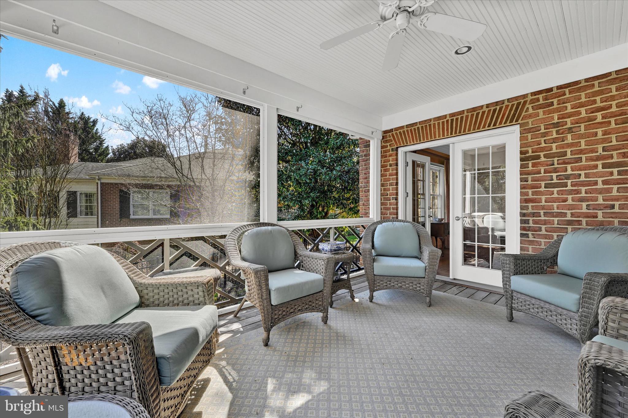 LUTHERVILLE - Residential