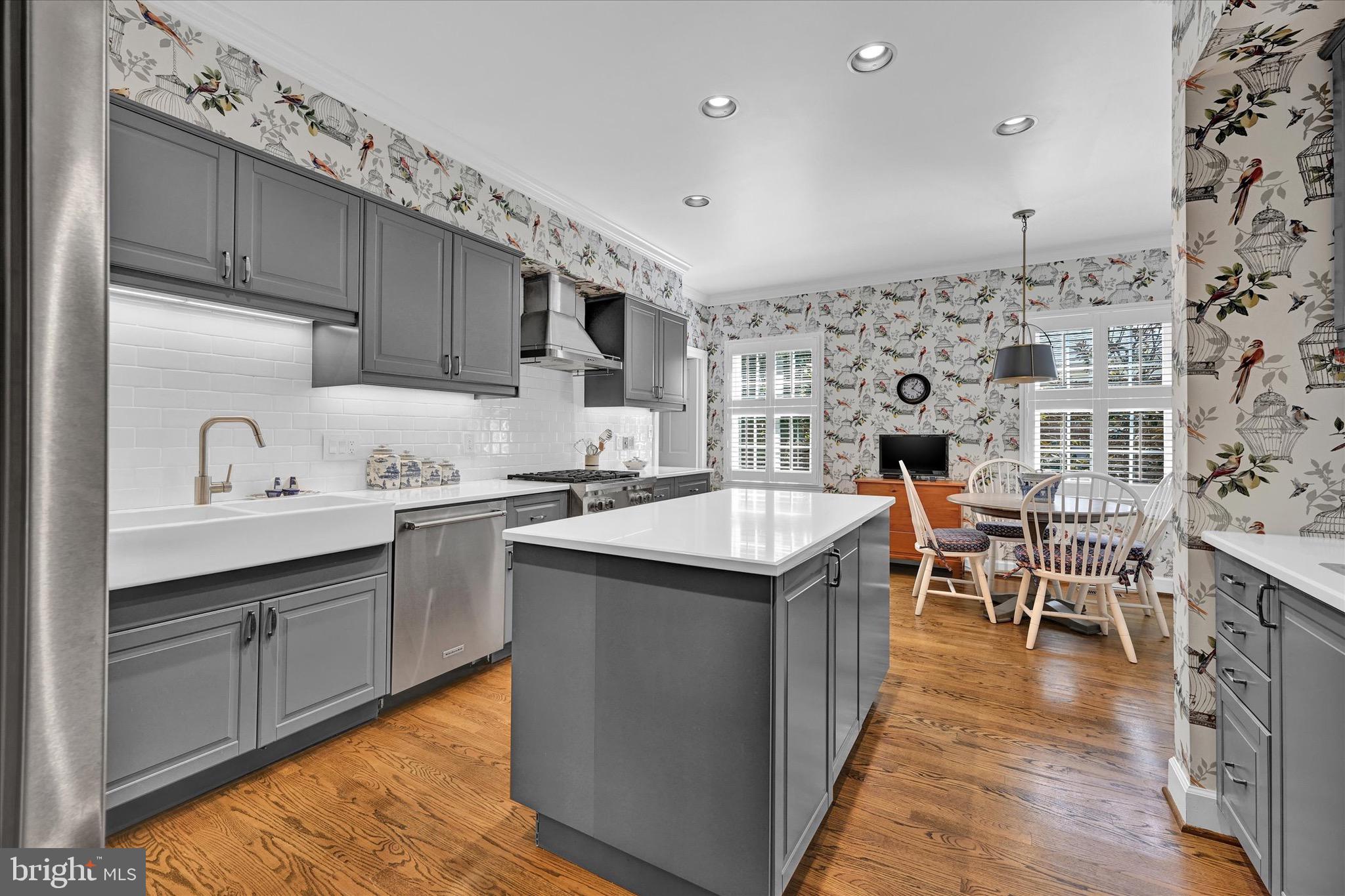 LUTHERVILLE - Residential