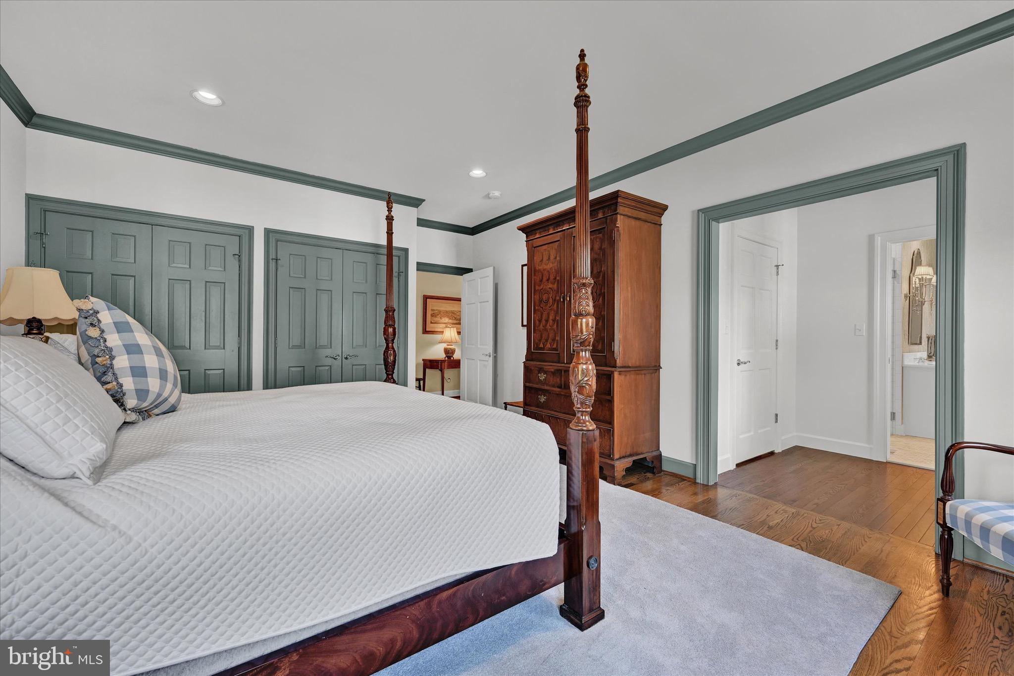 LUTHERVILLE - Residential