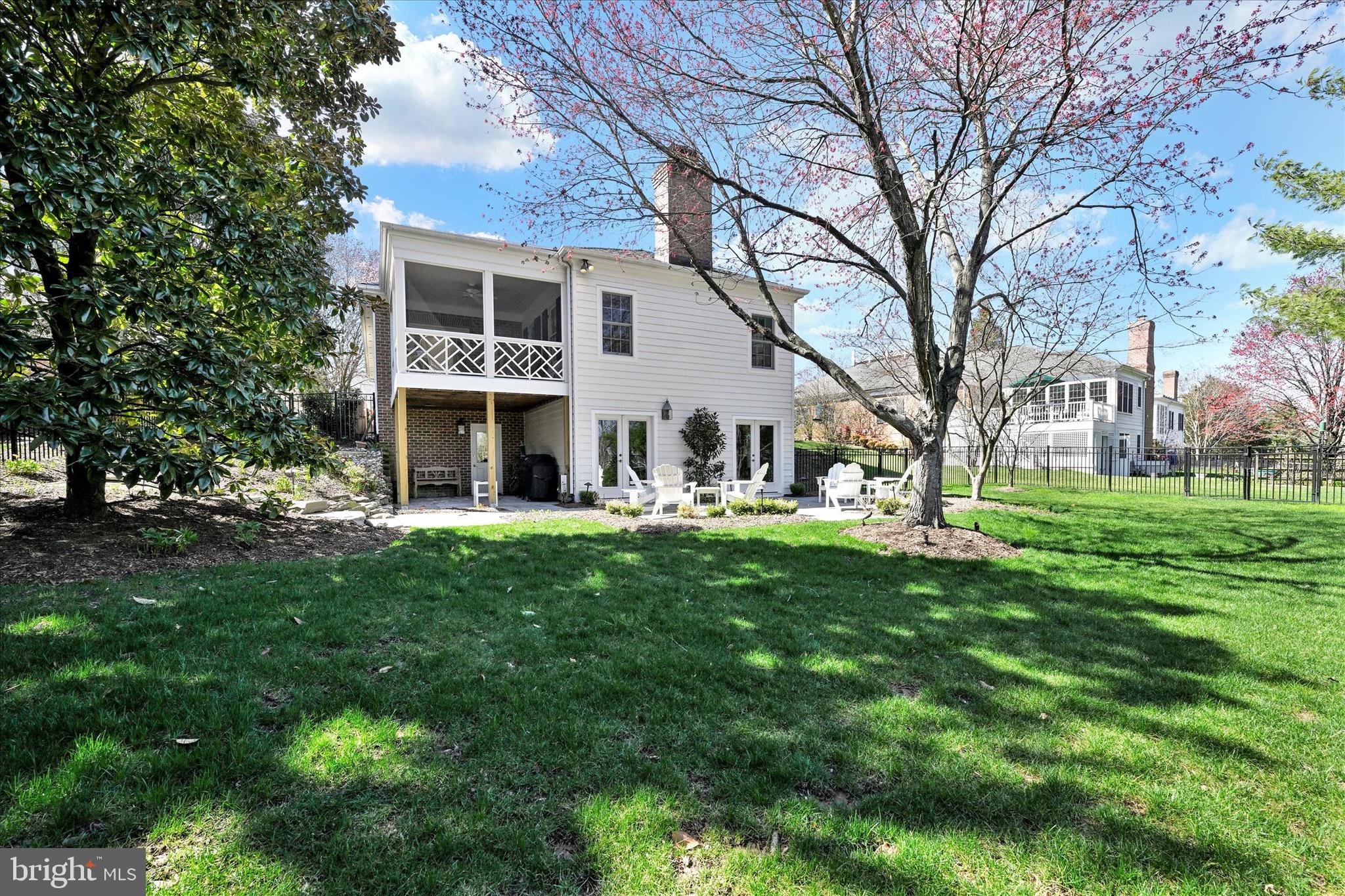 LUTHERVILLE - Residential