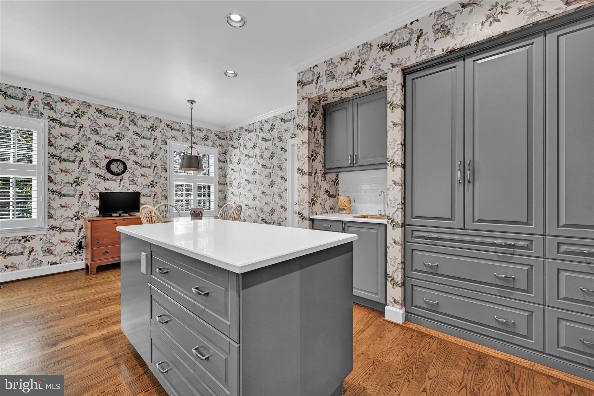 LUTHERVILLE - Residential