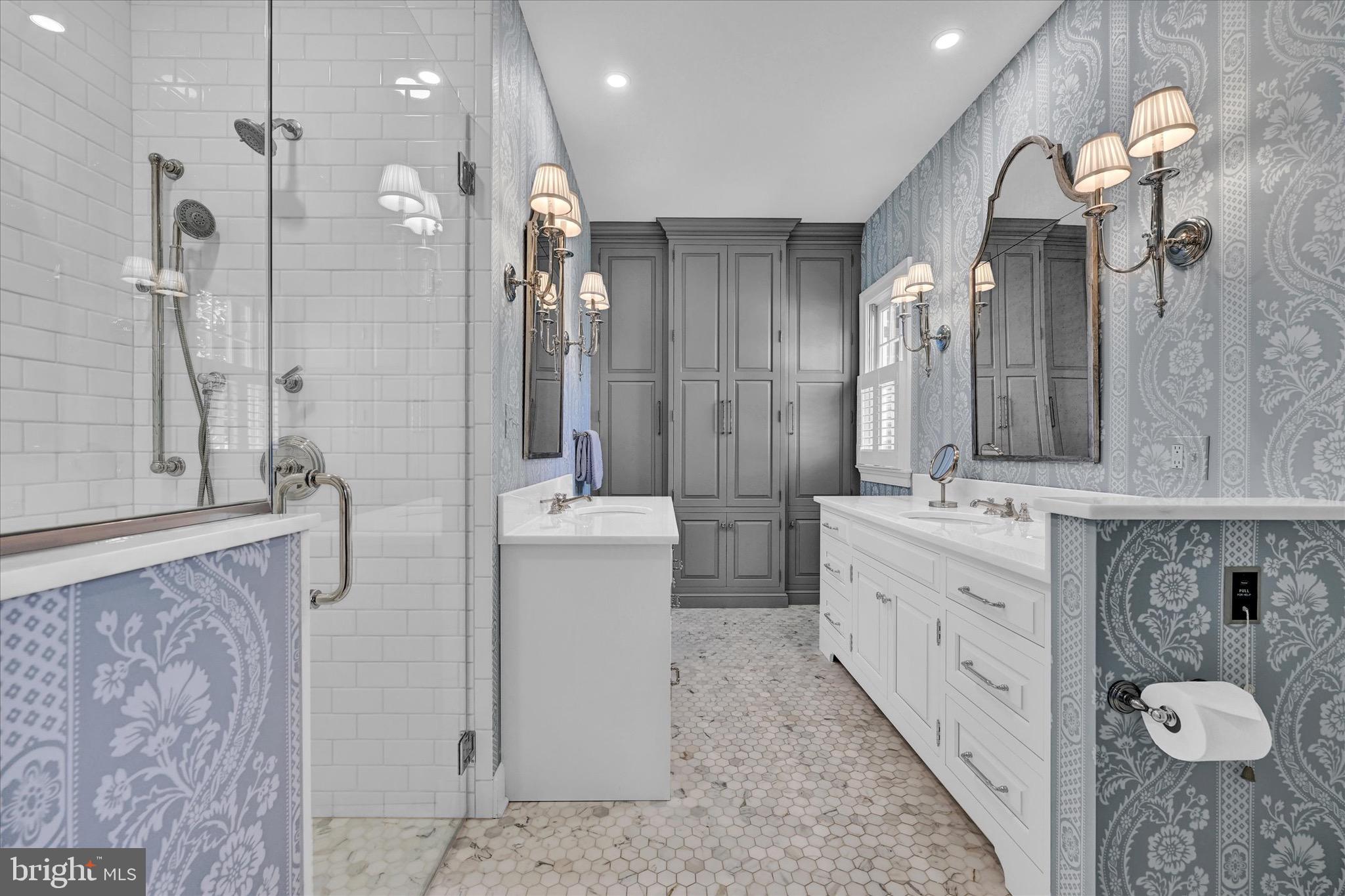 LUTHERVILLE - Residential