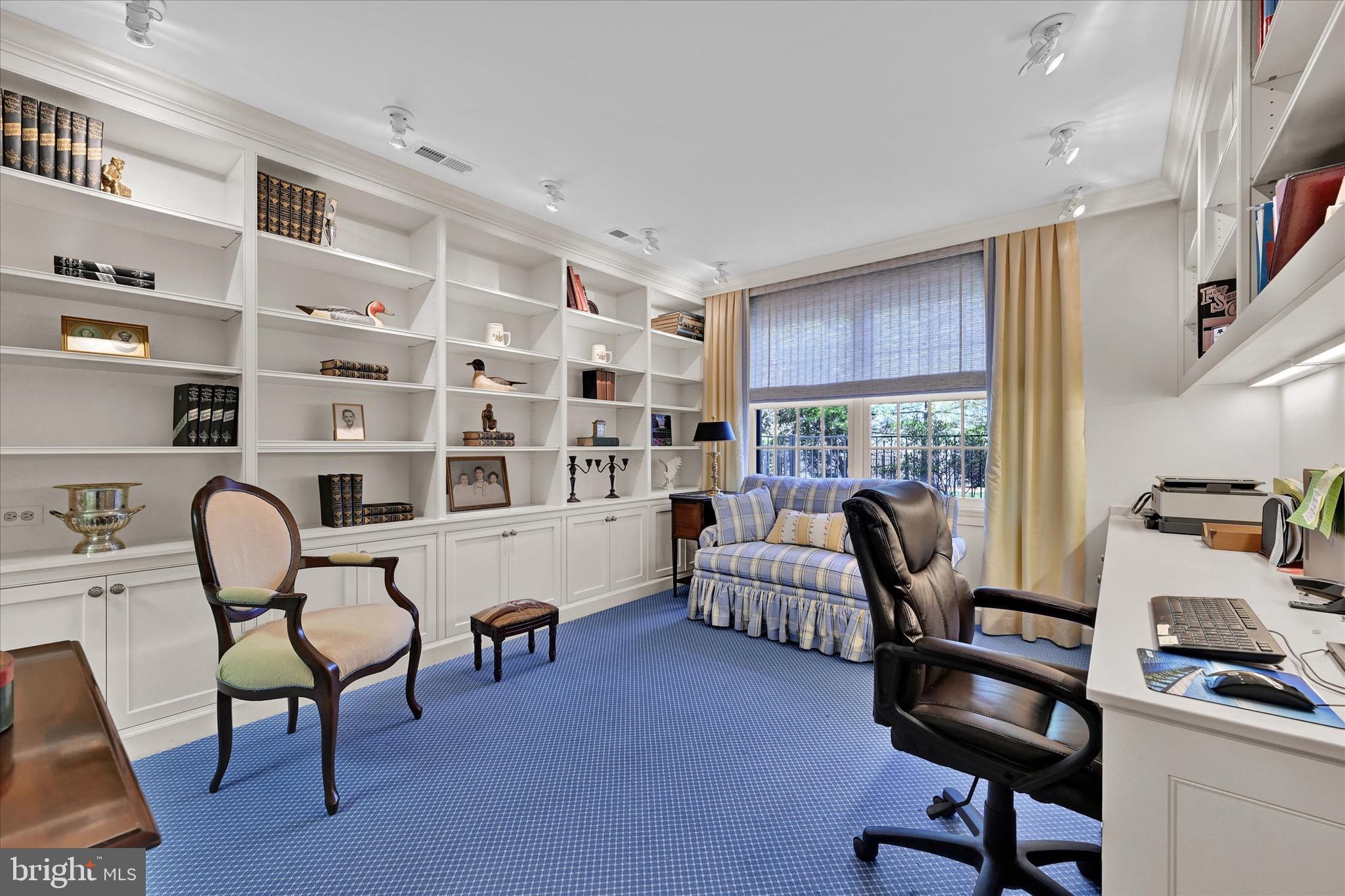 LUTHERVILLE - Residential