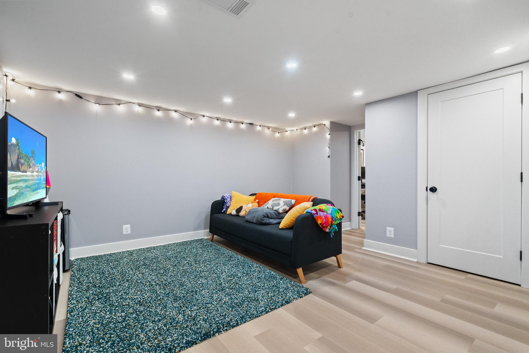 FAIRLINGTON MEADOWS - Residential