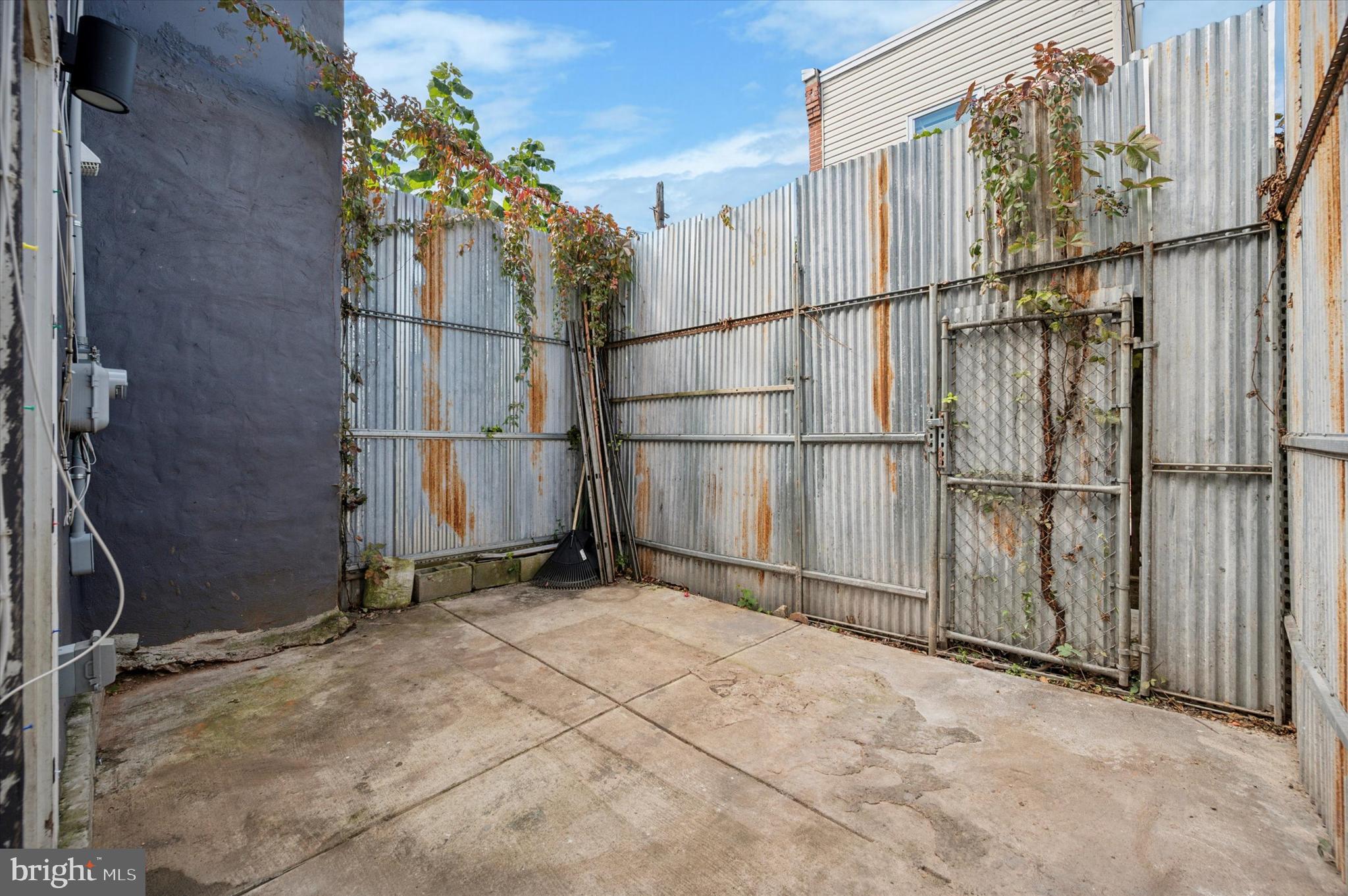 PHILADELPHIA (NORTHWEST) - Residential