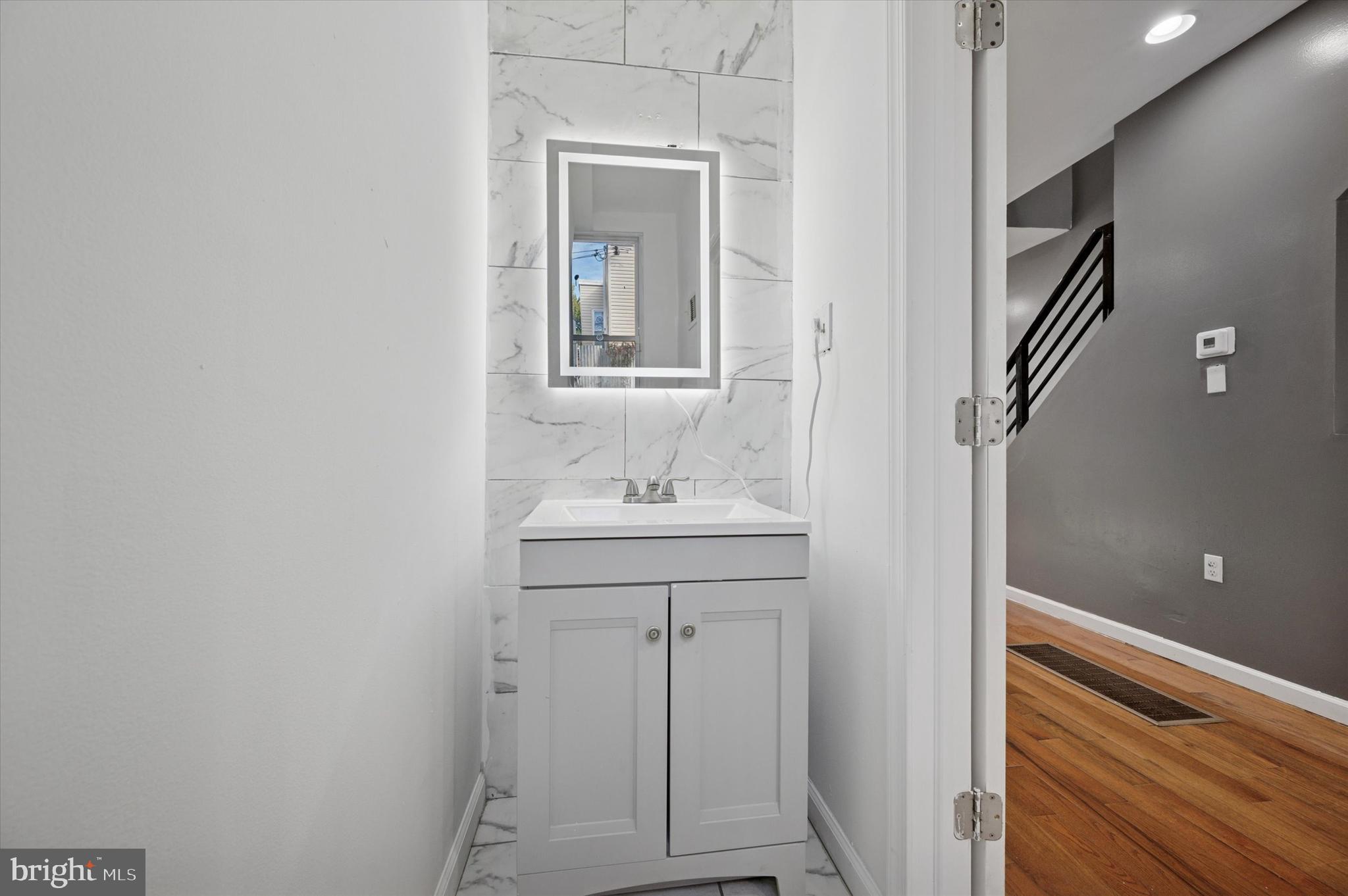 PHILADELPHIA (NORTHWEST) - Residential