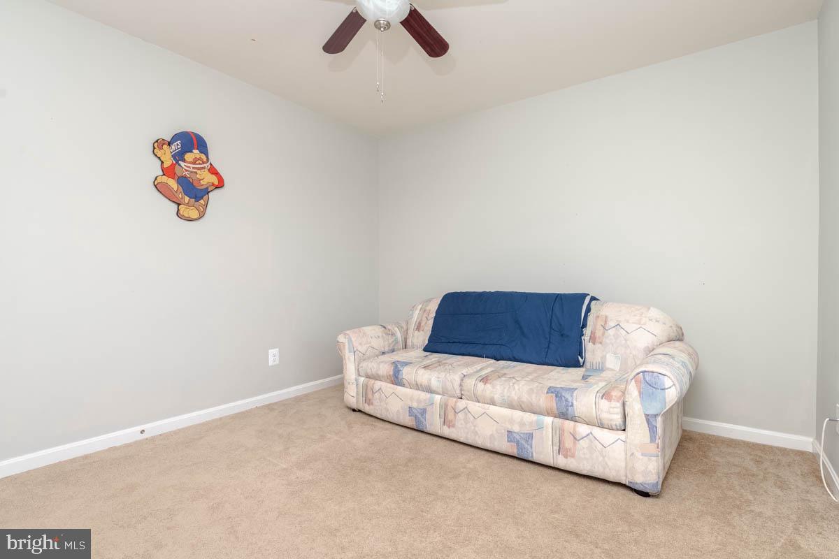 SPENCER WOODS - Residential