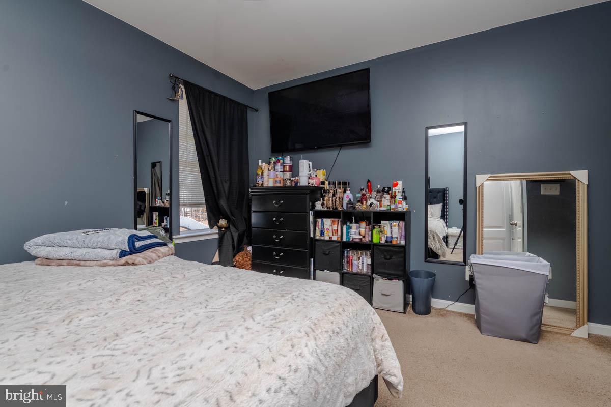 SPENCER WOODS - Residential