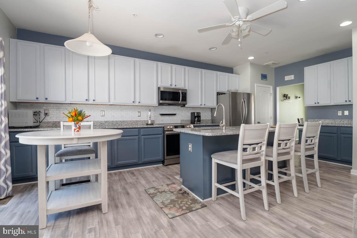 SPENCER WOODS - Residential