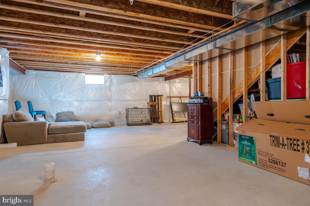 SPENCER WOODS - Residential