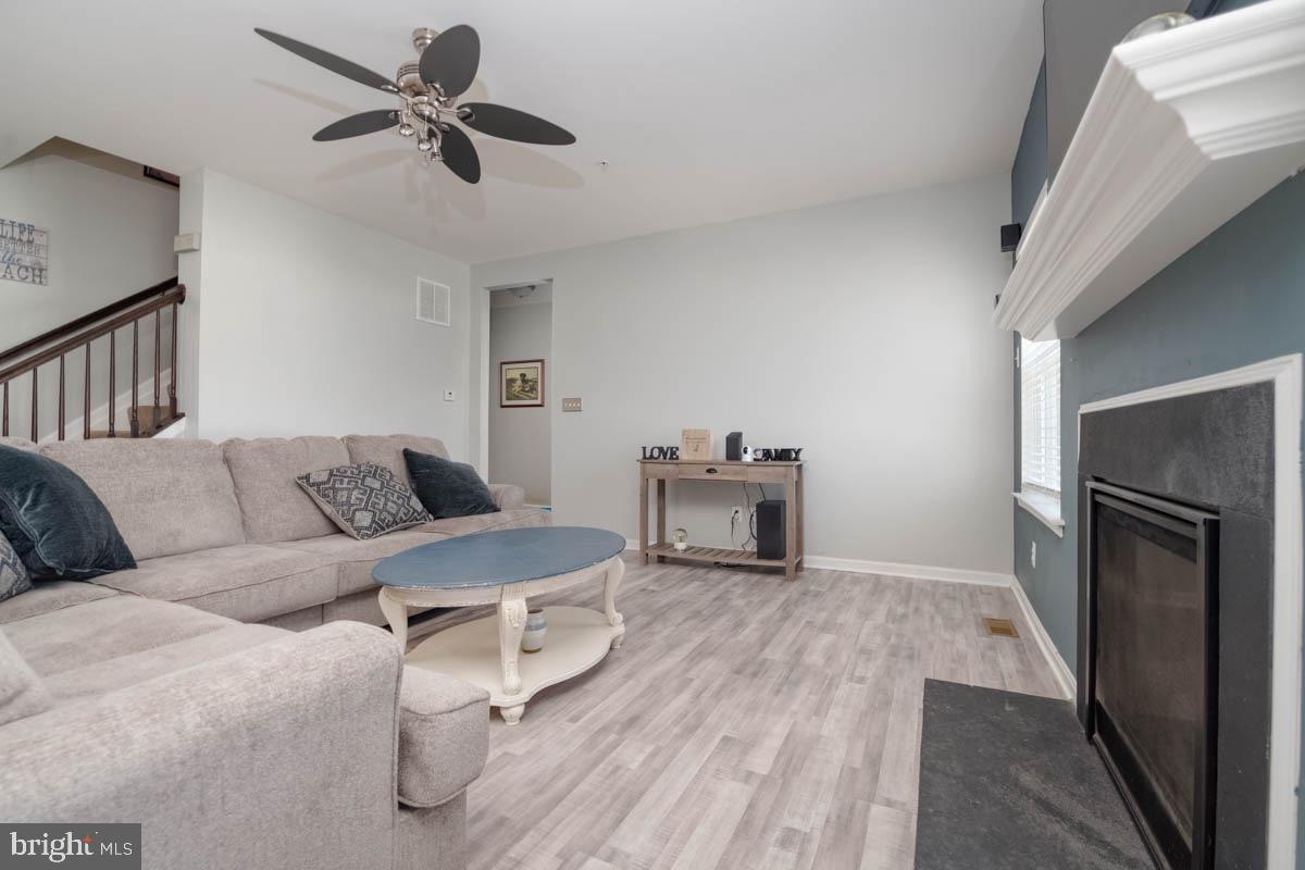 SPENCER WOODS - Residential