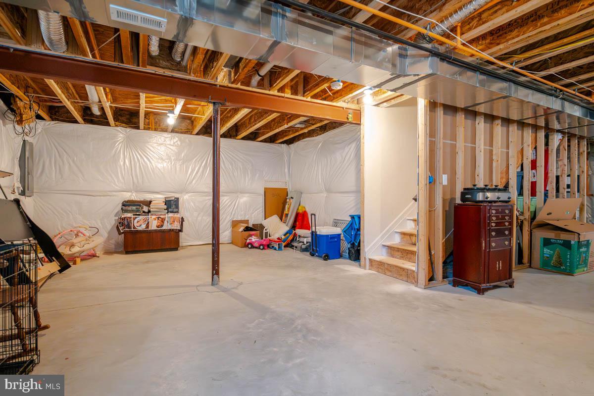 SPENCER WOODS - Residential