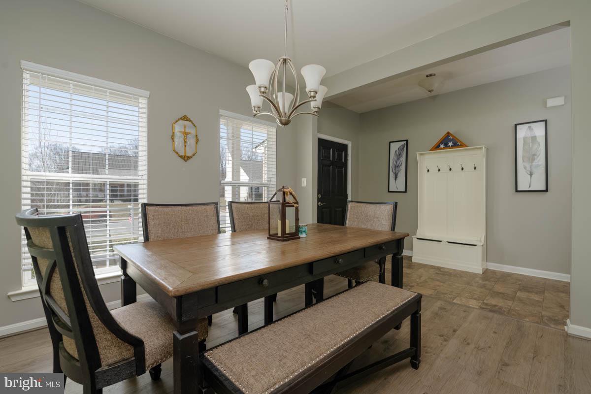 SPENCER WOODS - Residential