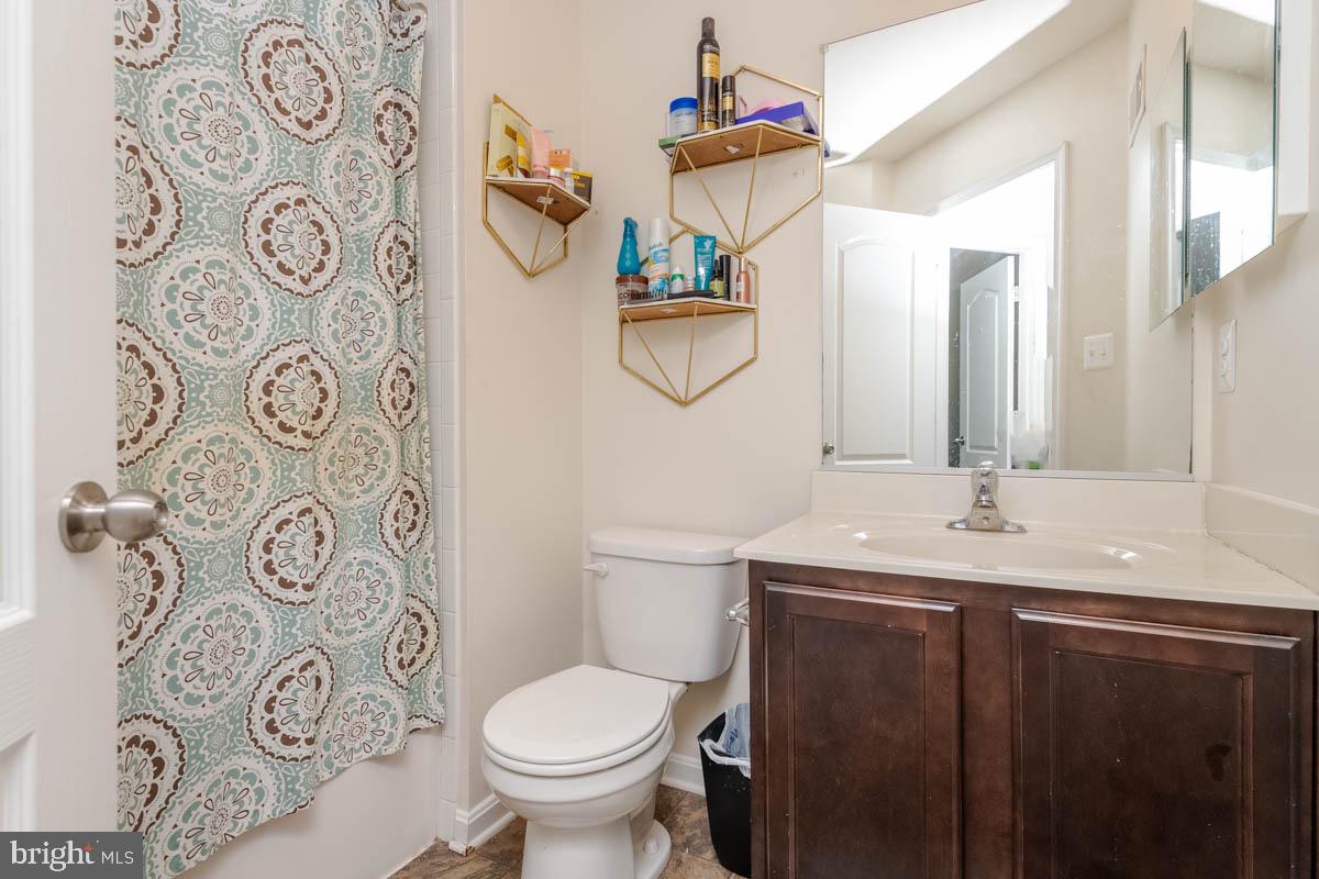 SPENCER WOODS - Residential