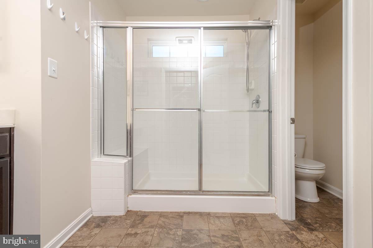 SPENCER WOODS - Residential