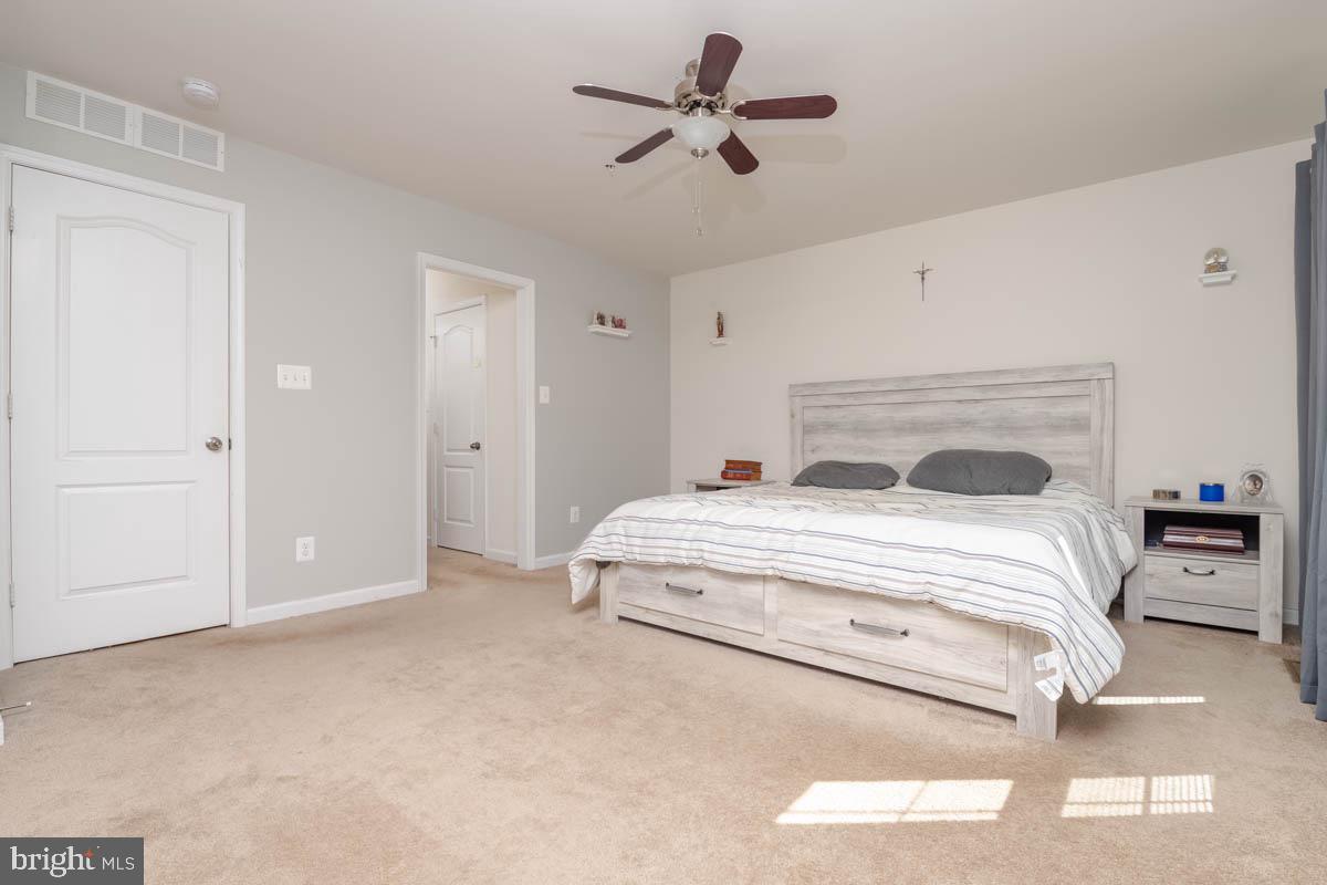 SPENCER WOODS - Residential