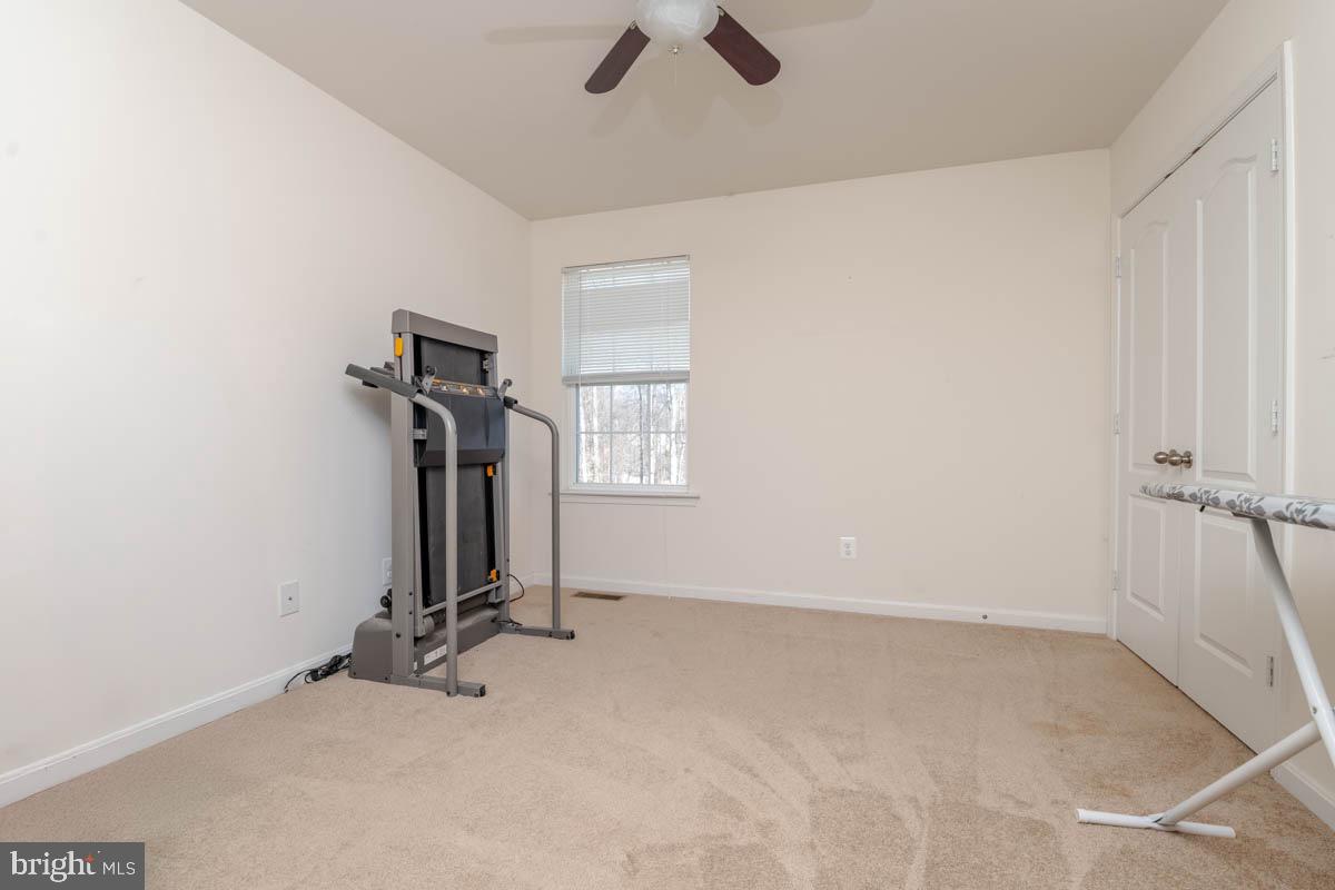 SPENCER WOODS - Residential