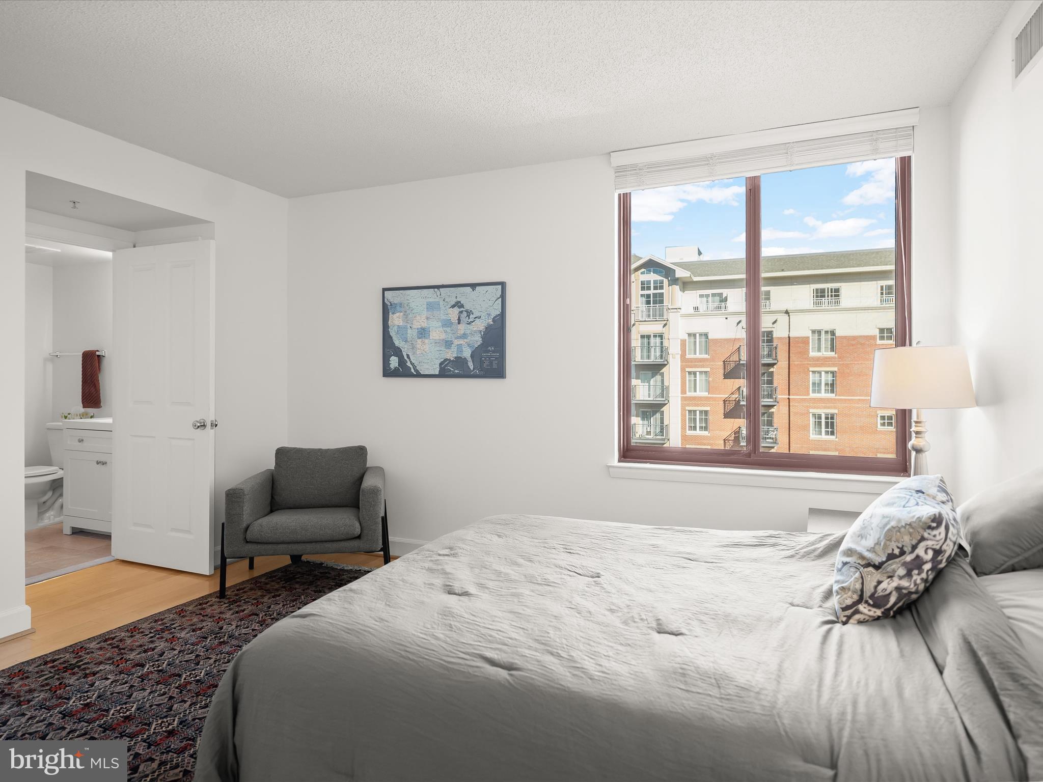 CLARENDON - Residential Lease