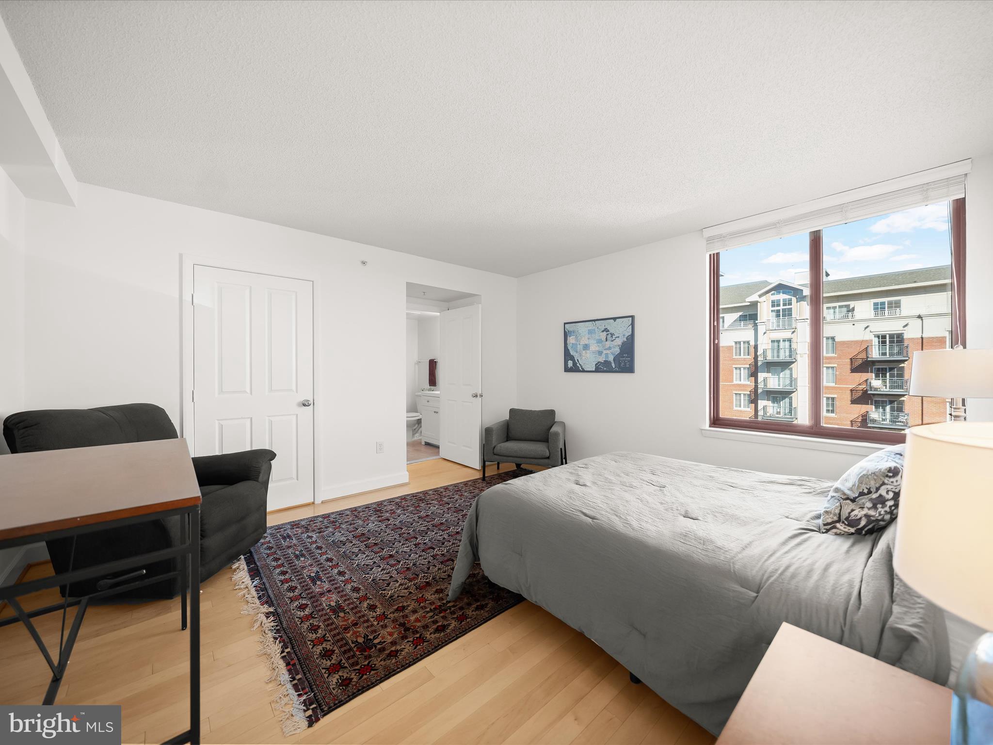 CLARENDON - Residential Lease