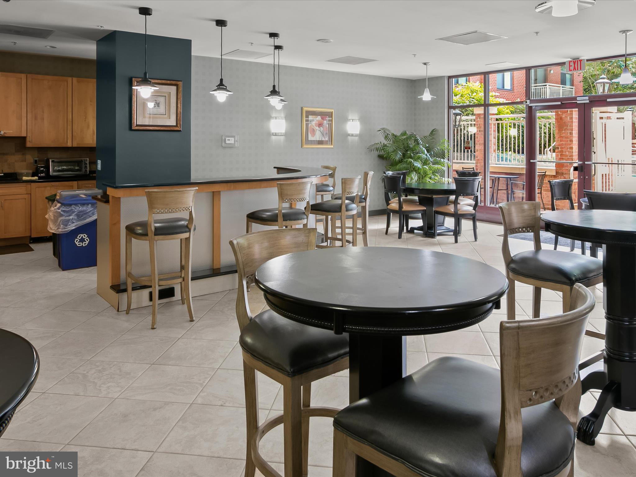 CLARENDON - Residential Lease