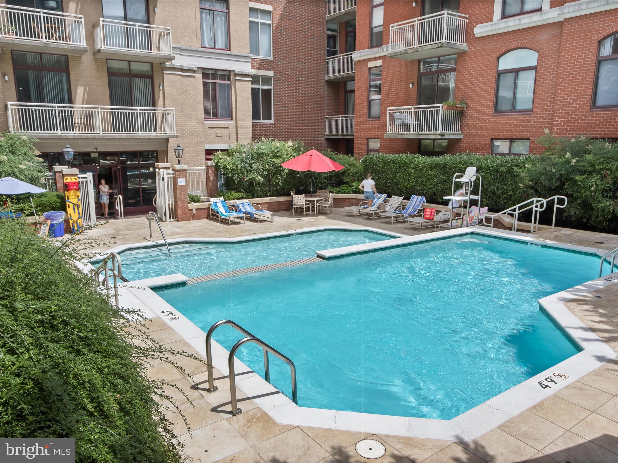 CLARENDON - Residential Lease