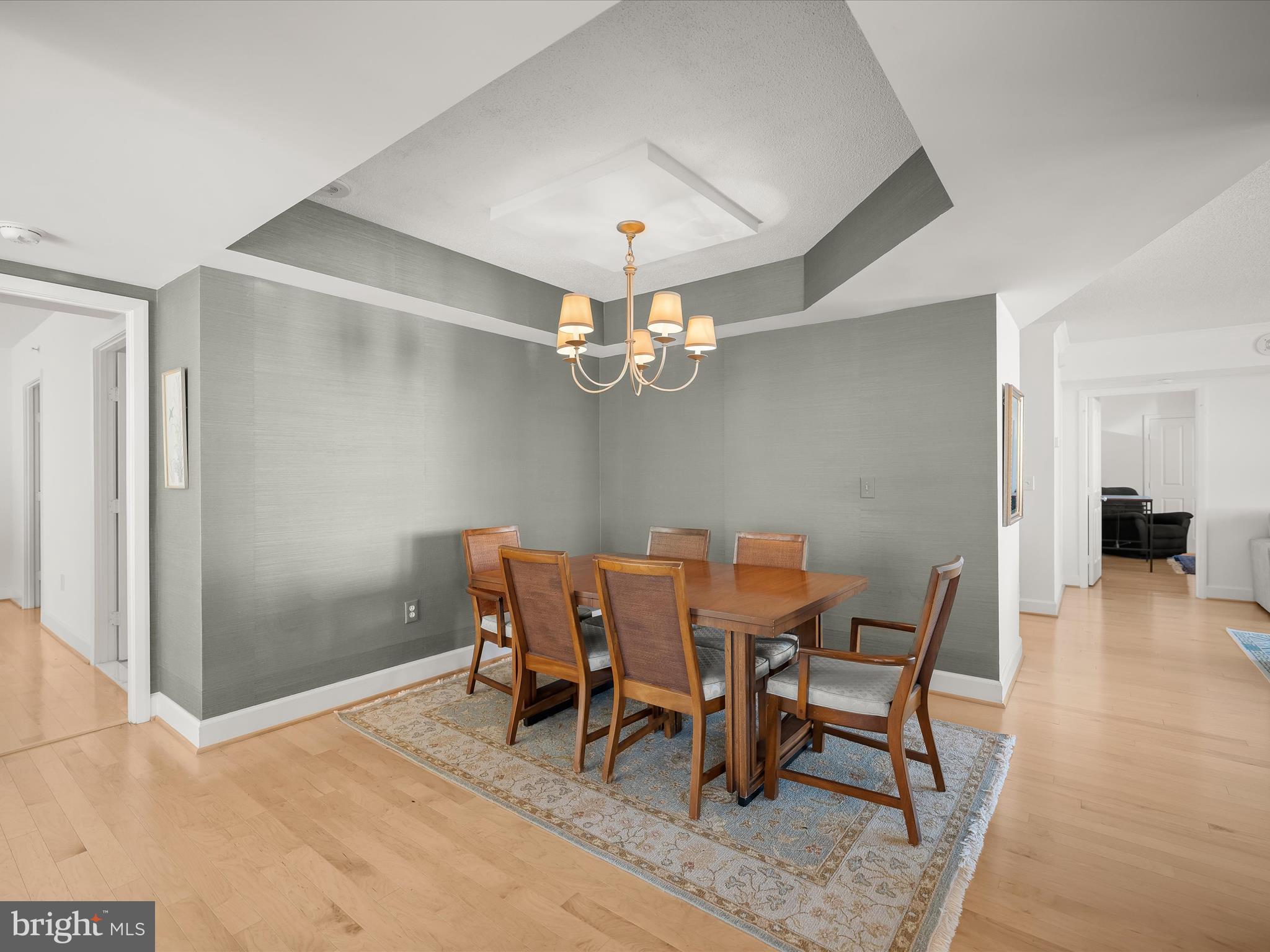 CLARENDON - Residential Lease