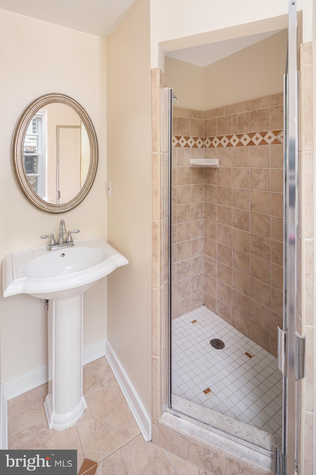 ARDMORE - Residential