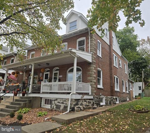 370 N HANOVER STREET POTTSTOWN PA 19464