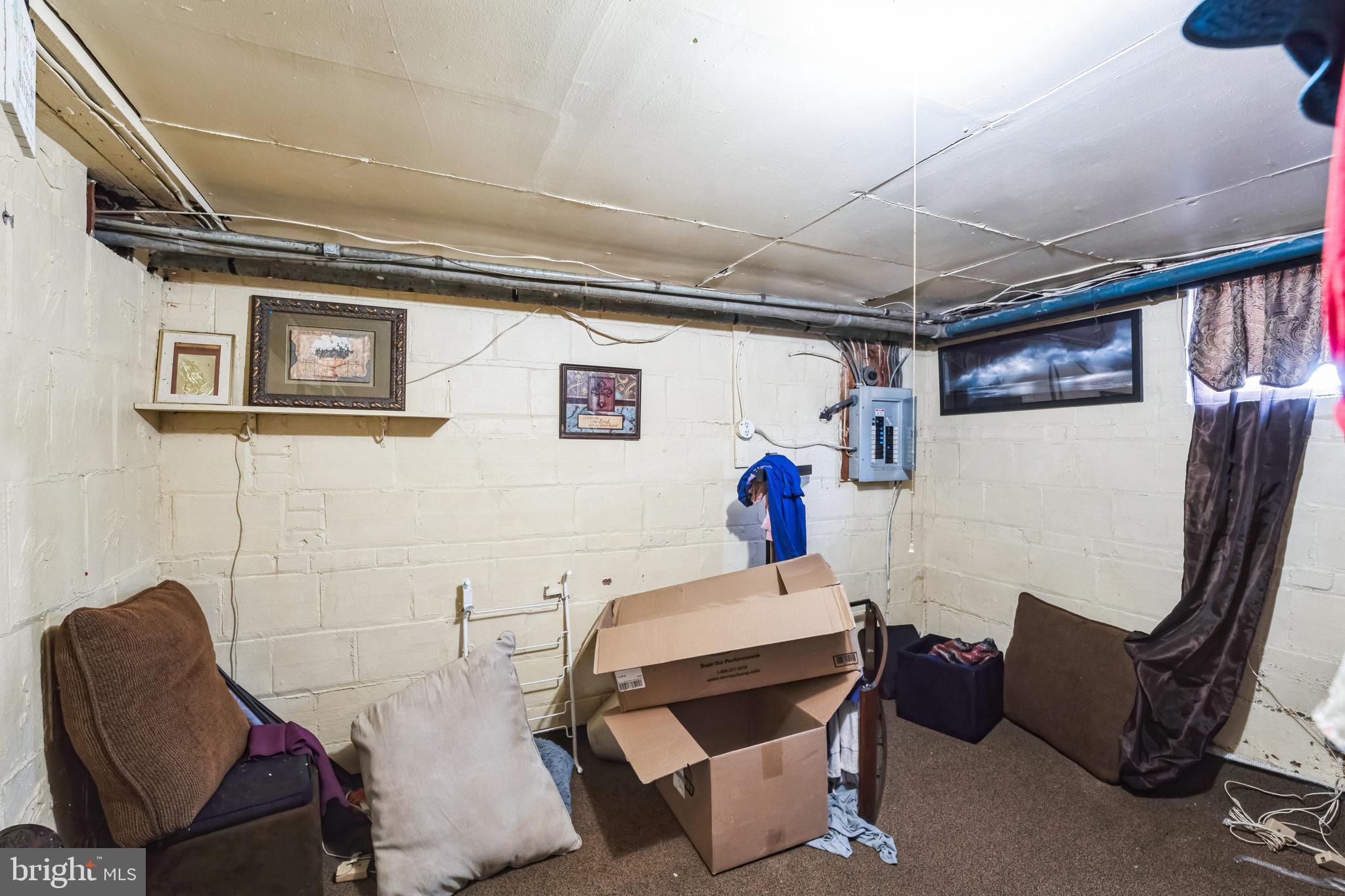 CAPITOL HEIGHTS - Residential