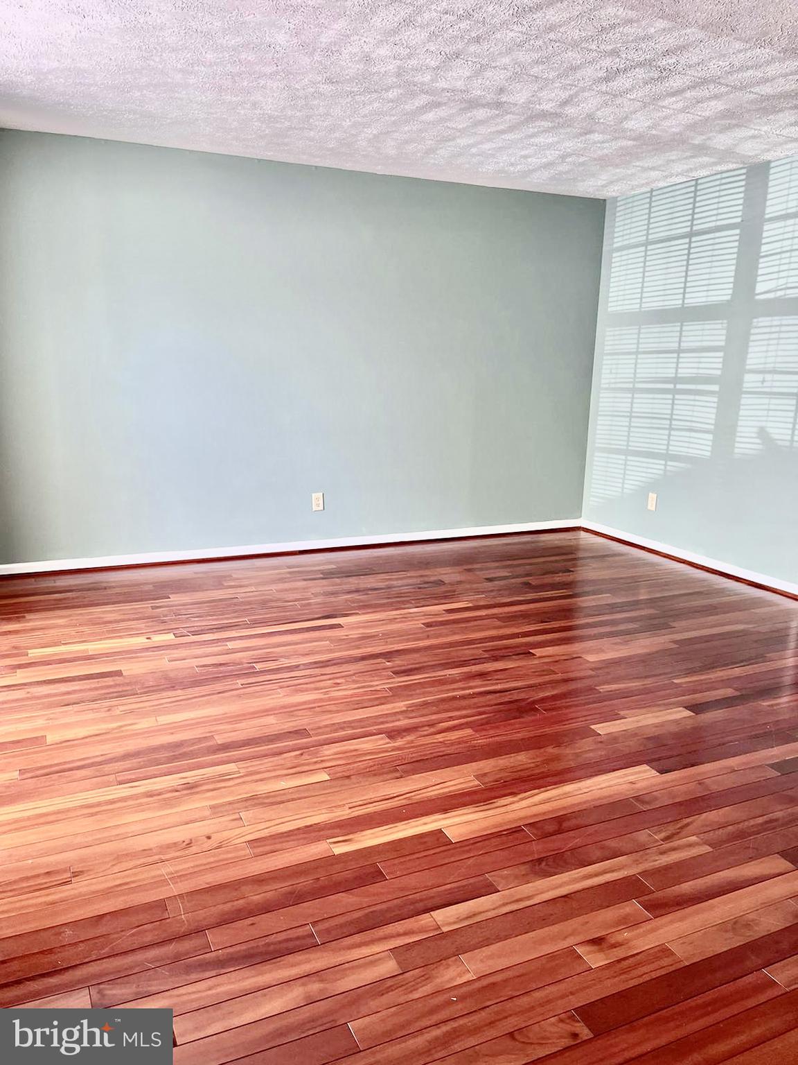 SORRELL COURT - Residential Lease