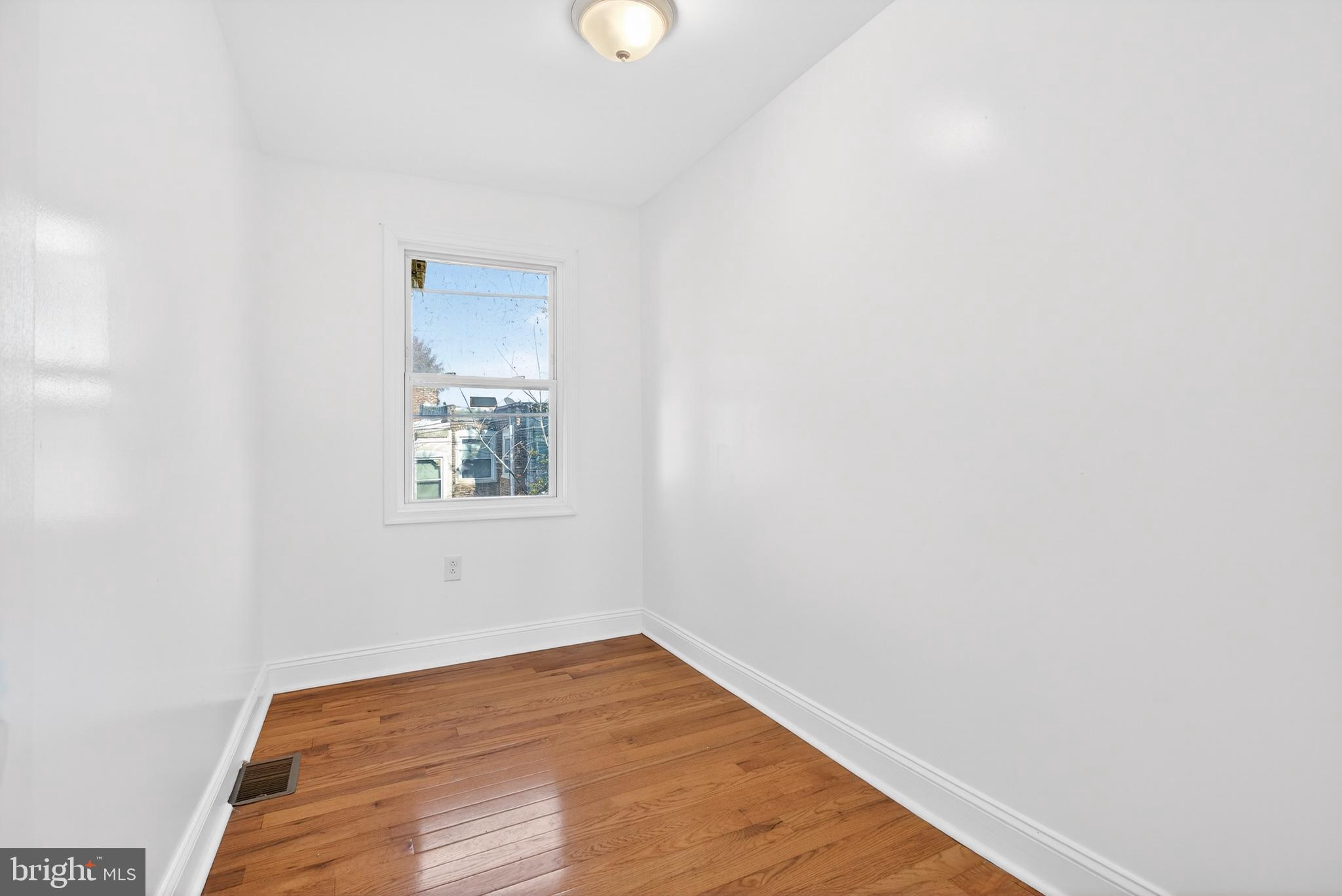 GERMANTOWN - Residential