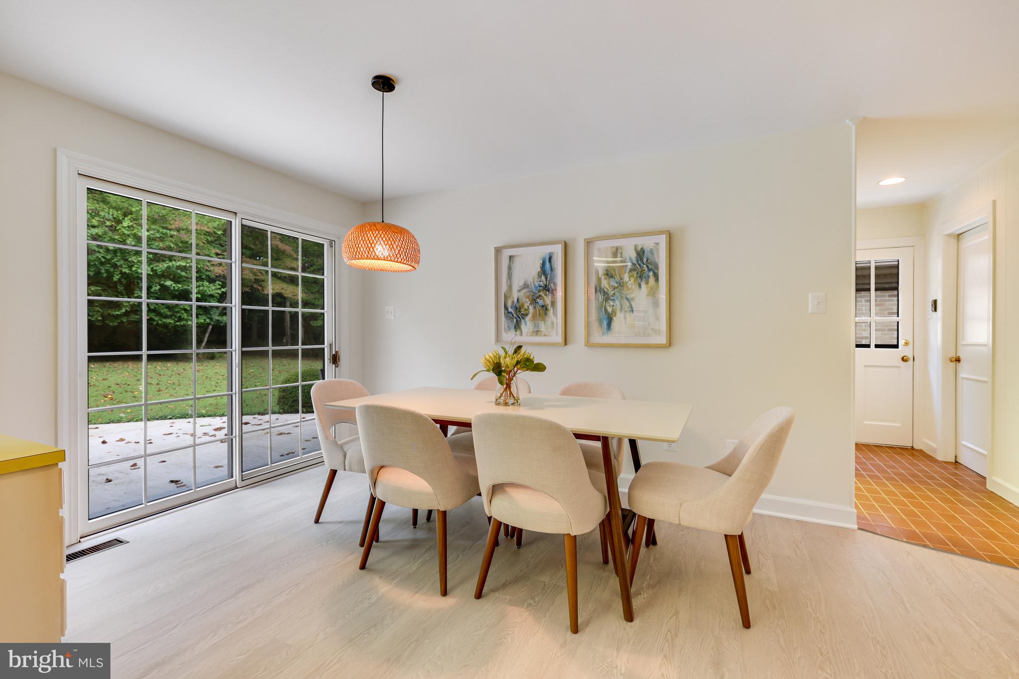 MEADOW BROOK - Residential