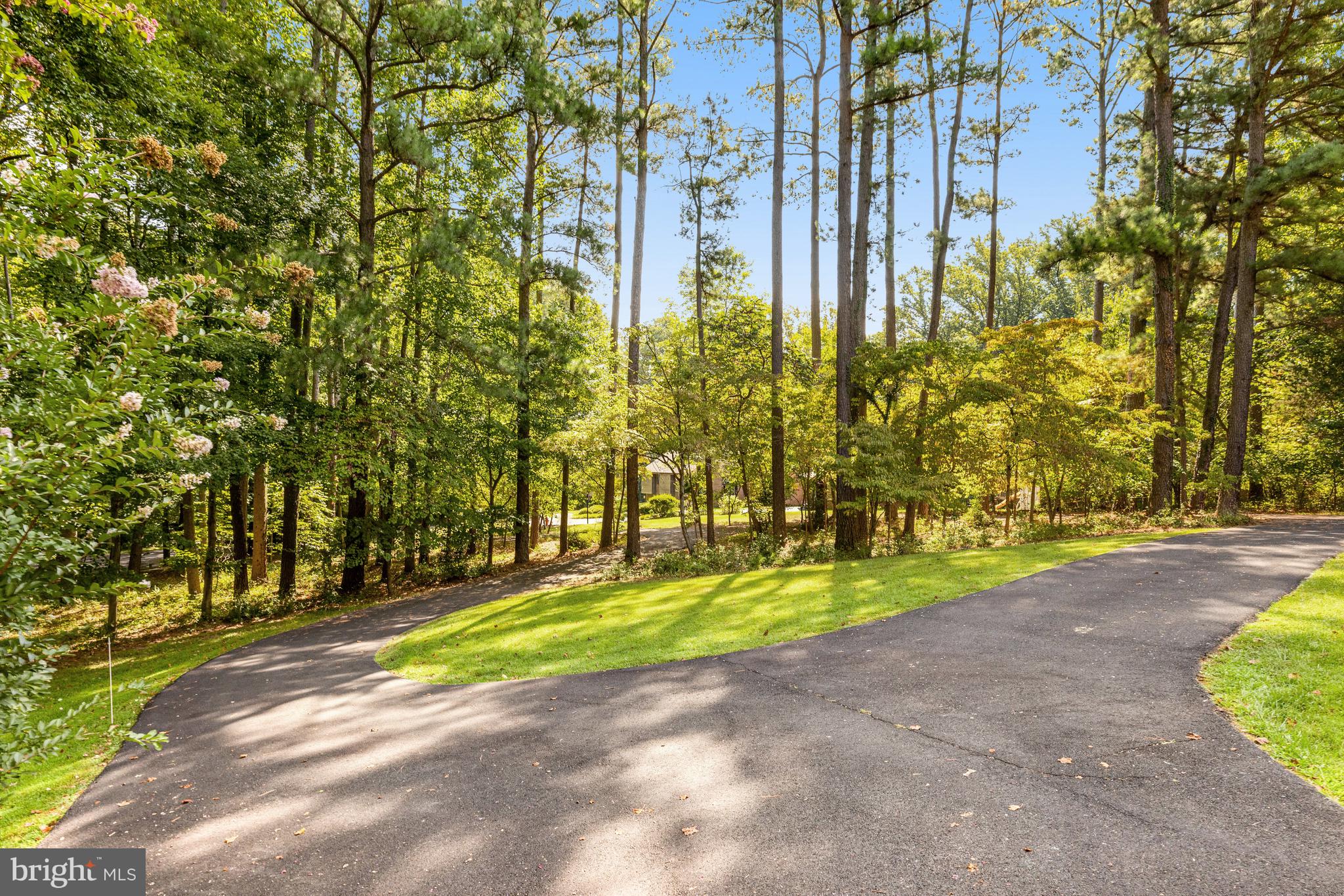 MEADOW BROOK - Residential