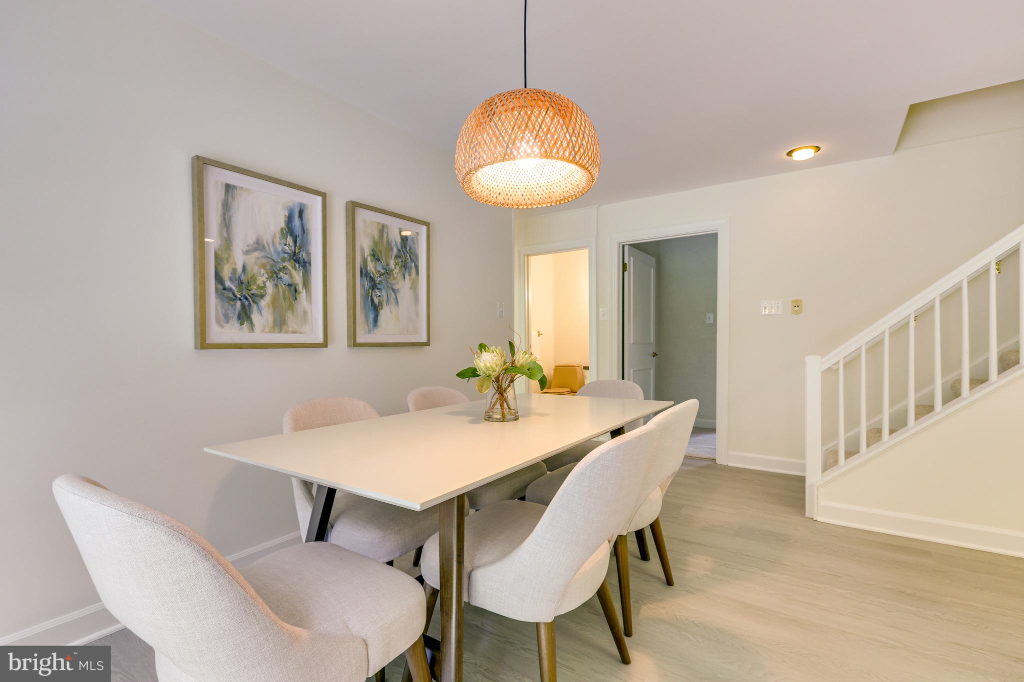 MEADOW BROOK - Residential