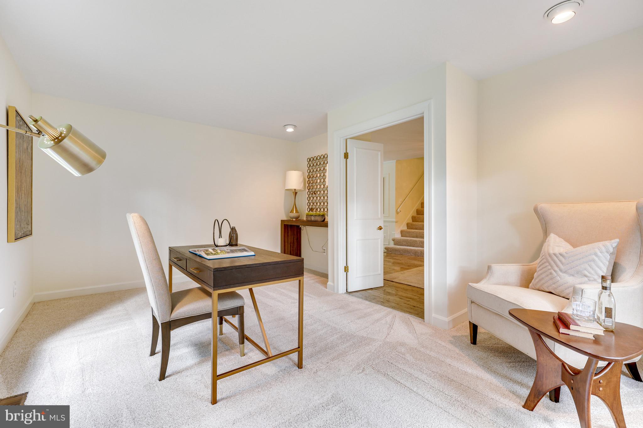 MEADOW BROOK - Residential