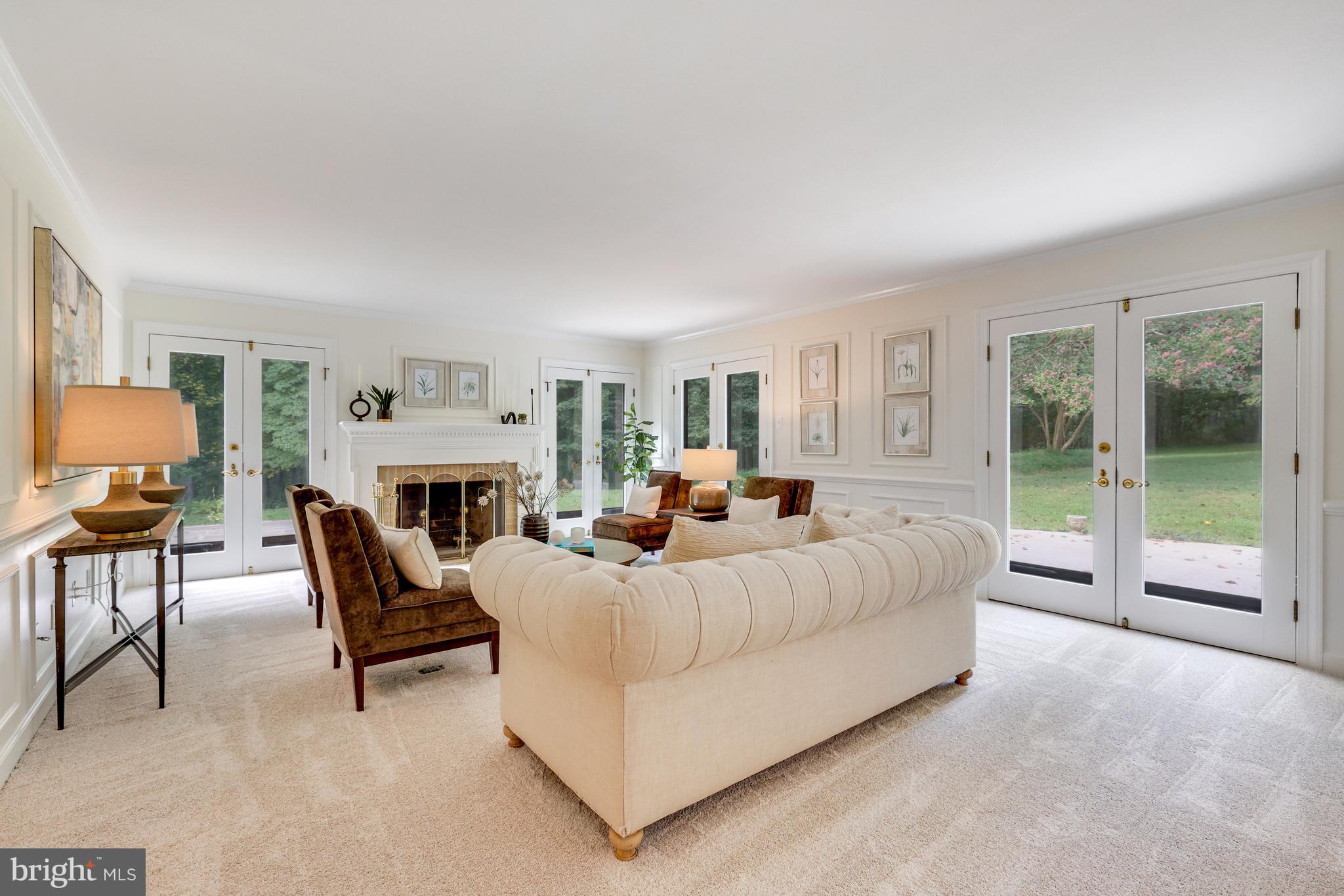 MEADOW BROOK - Residential