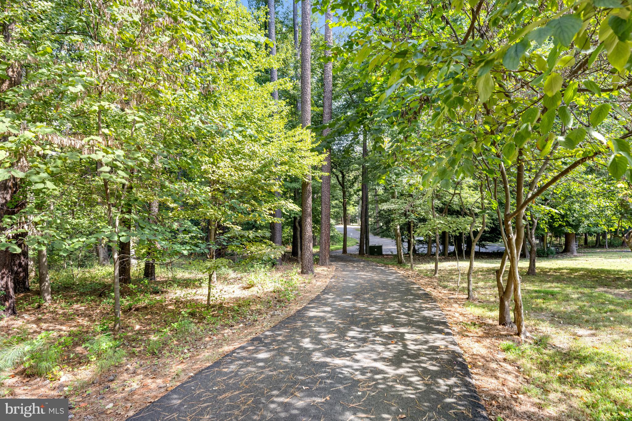 MEADOW BROOK - Residential