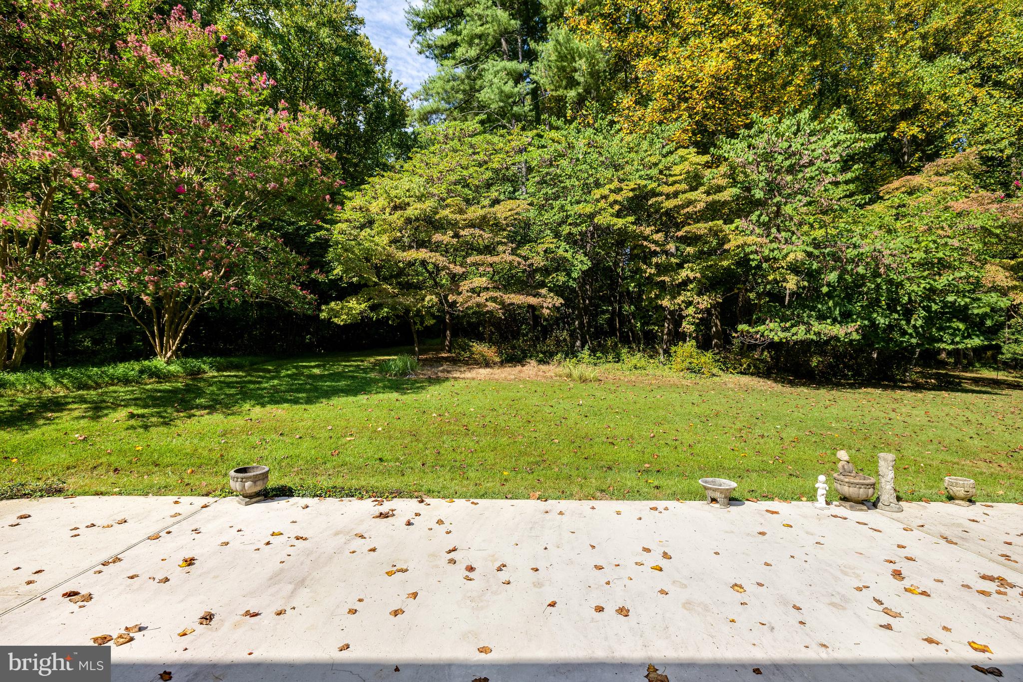 MEADOW BROOK - Residential