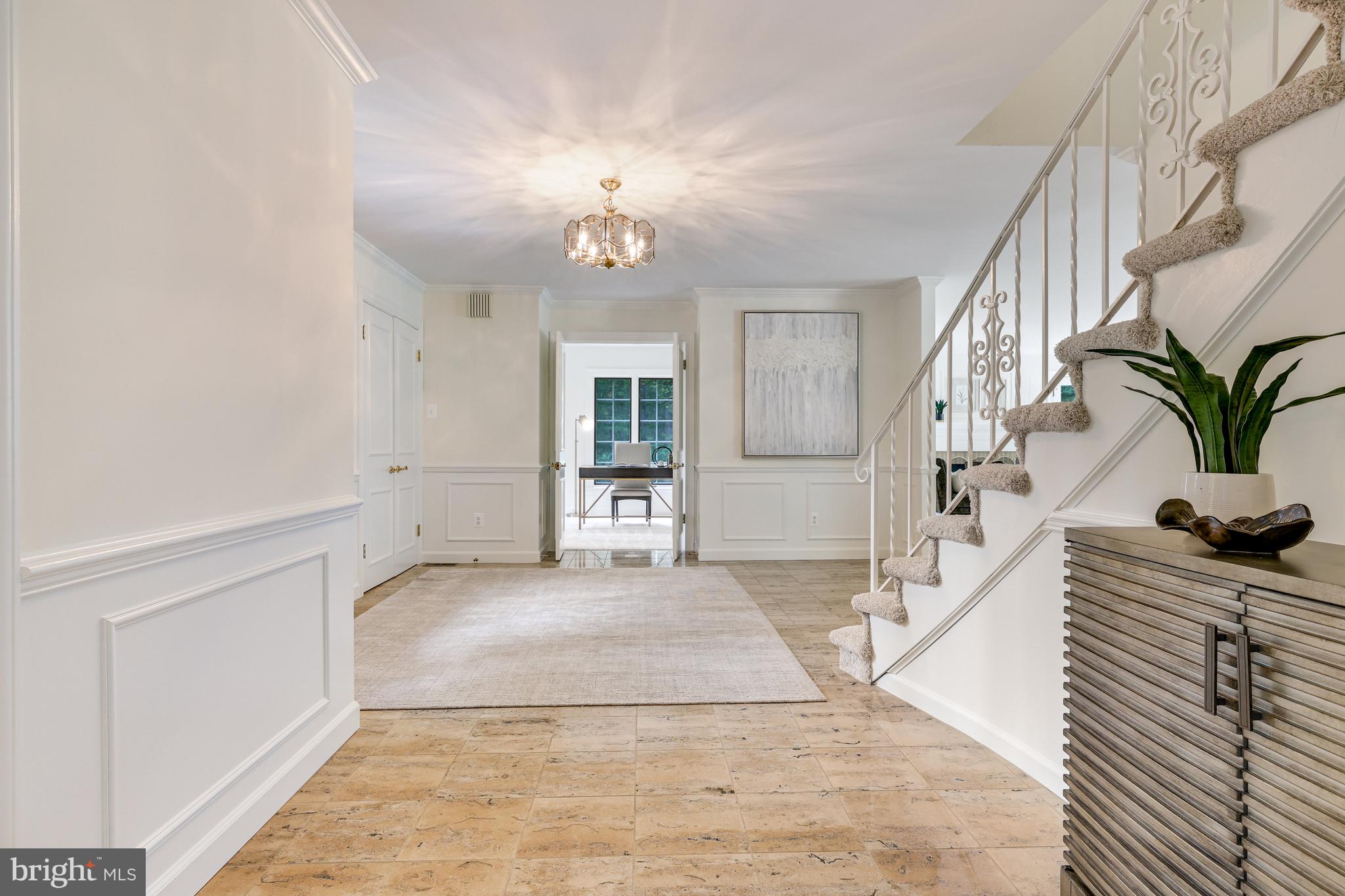 MEADOW BROOK - Residential