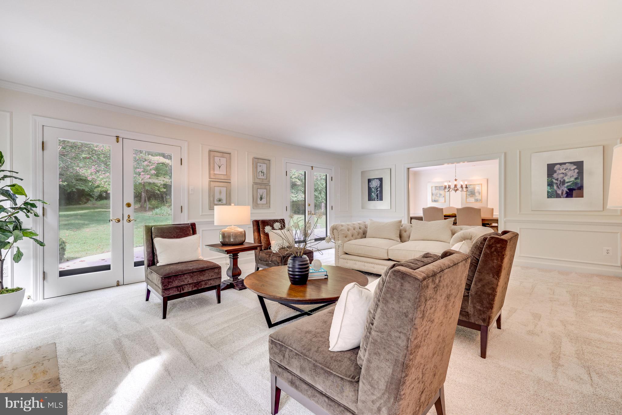 MEADOW BROOK - Residential