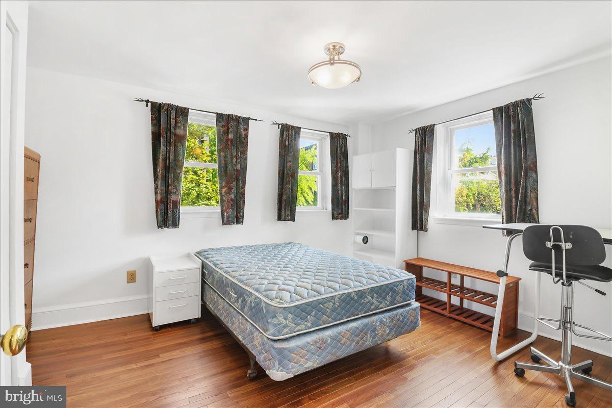 FITLER SQUARE - Residential Lease