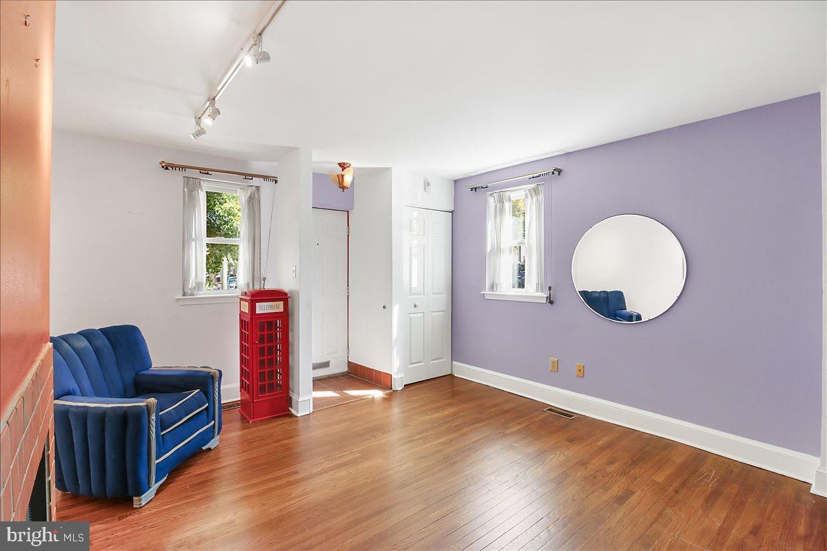 FITLER SQUARE - Residential Lease