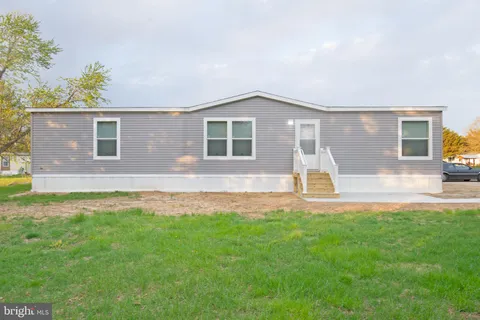 6 Dover Circle, Clayton, DE MLS: DEKT2045958