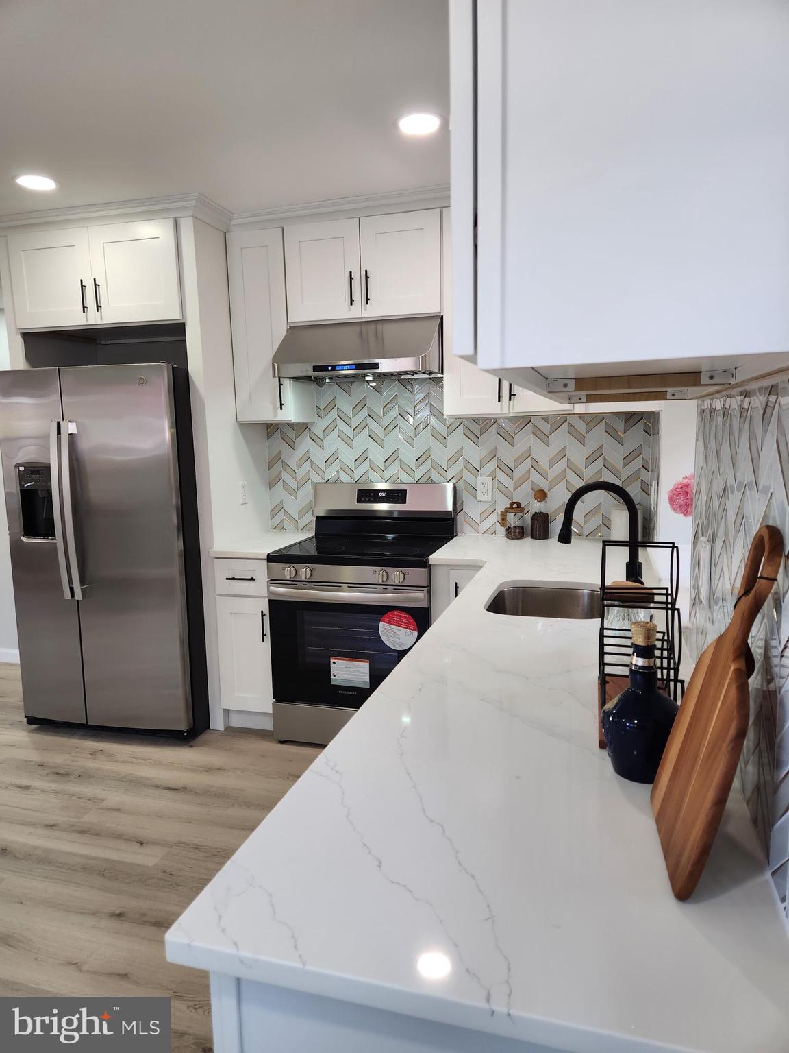 CEDARBROOK - Residential