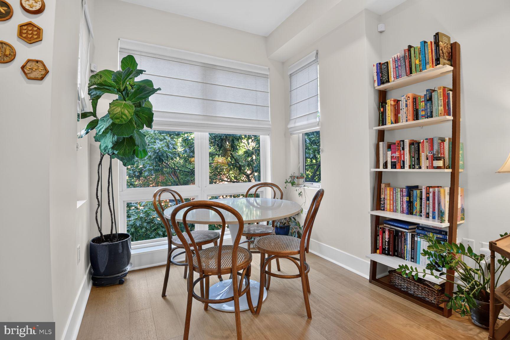 11 15TH STREET NE 8