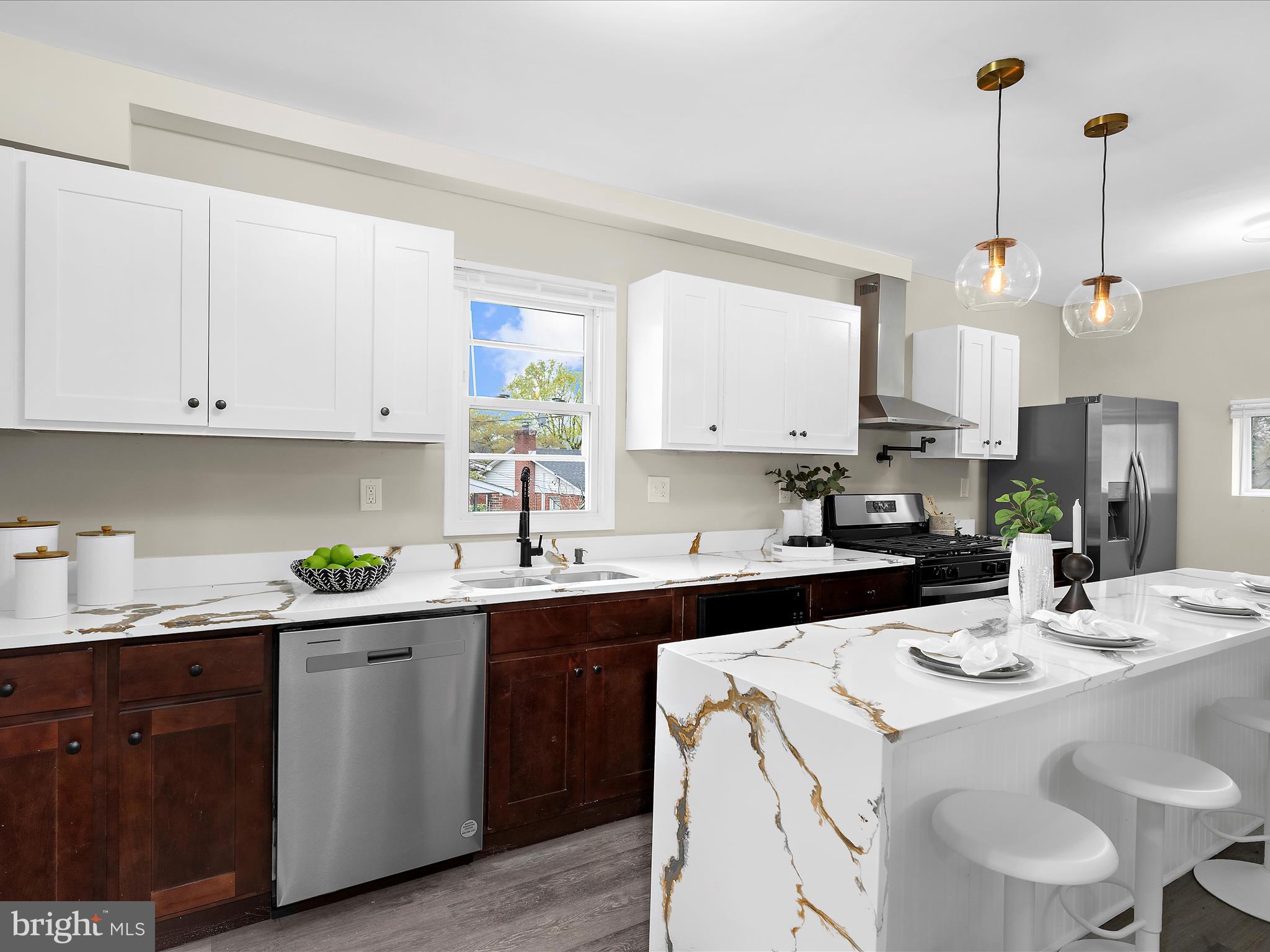WILSON HEIGHTS - Residential