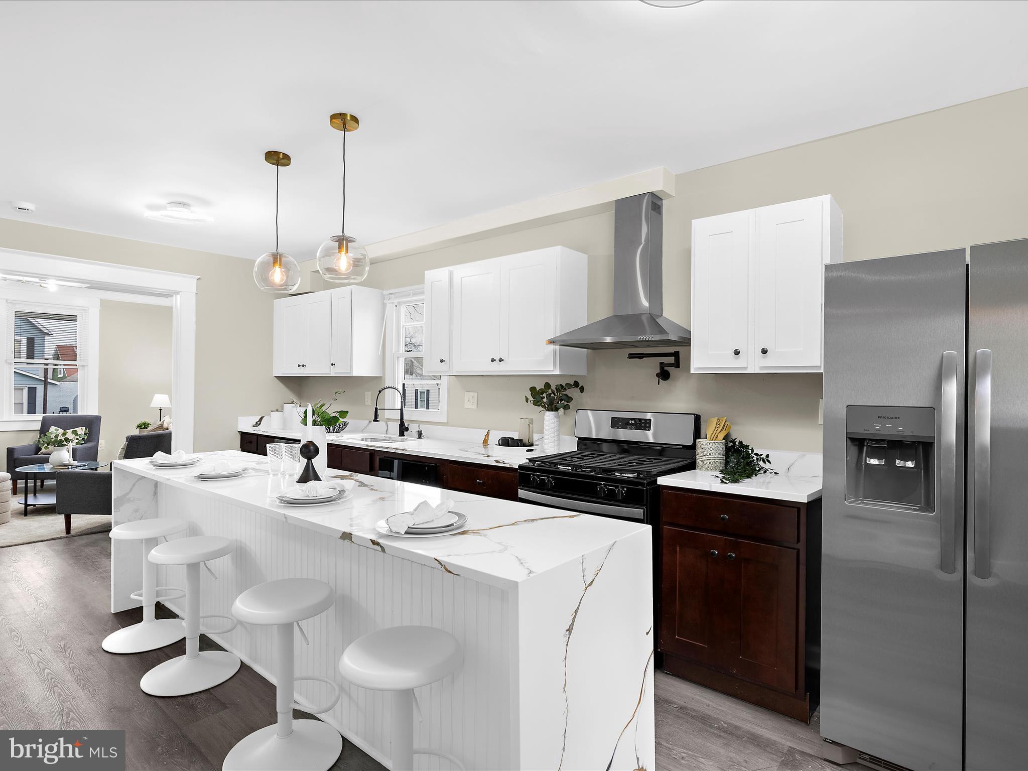 WILSON HEIGHTS - Residential